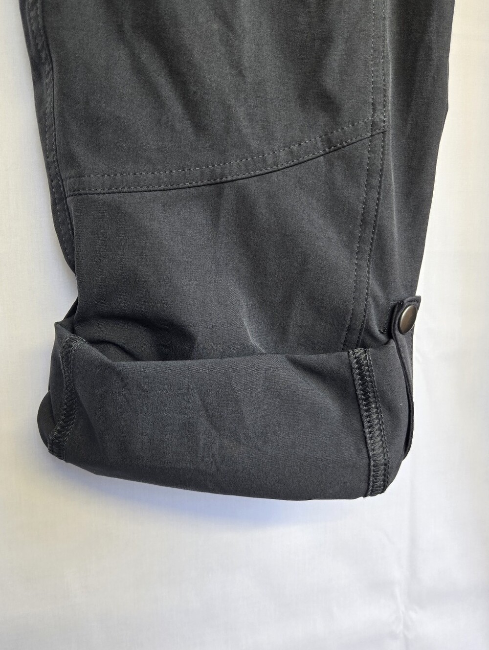 Kuhl Women's Hiking Pants Black Cargo Roll Up-Size 6 - Picture 8 of 9